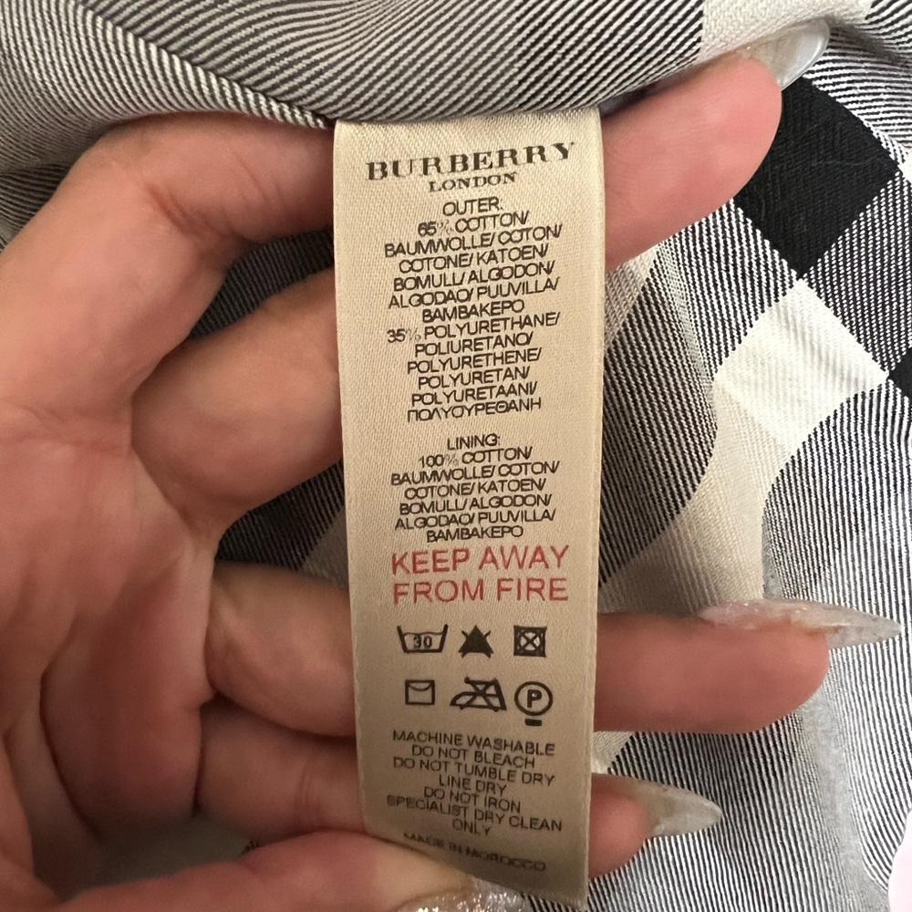 Burberry Raincoat baby pink - Picture 5 of 5